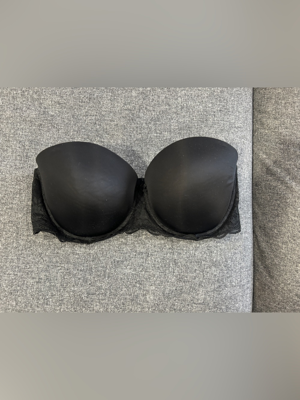 Victoria’s Secret Black Strapless Padded Bra